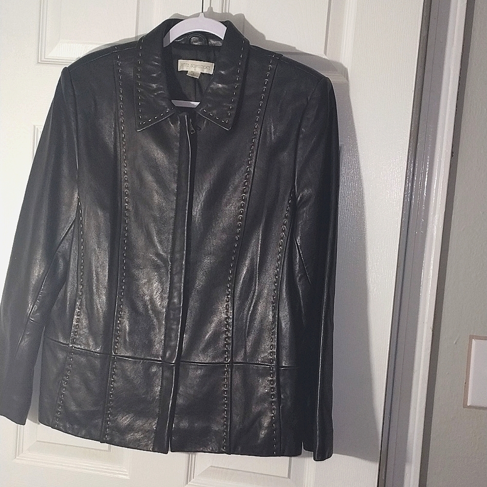 New Condition Vintage Petite Sophisticated Leather Jacket‎ Size Large  Black
